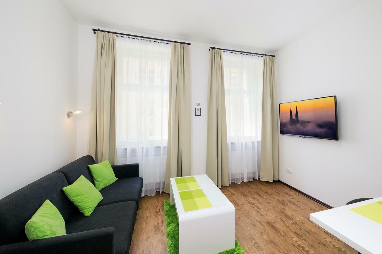 Apartment Near City Centre With Parking Place Praha Eksteriør bilde