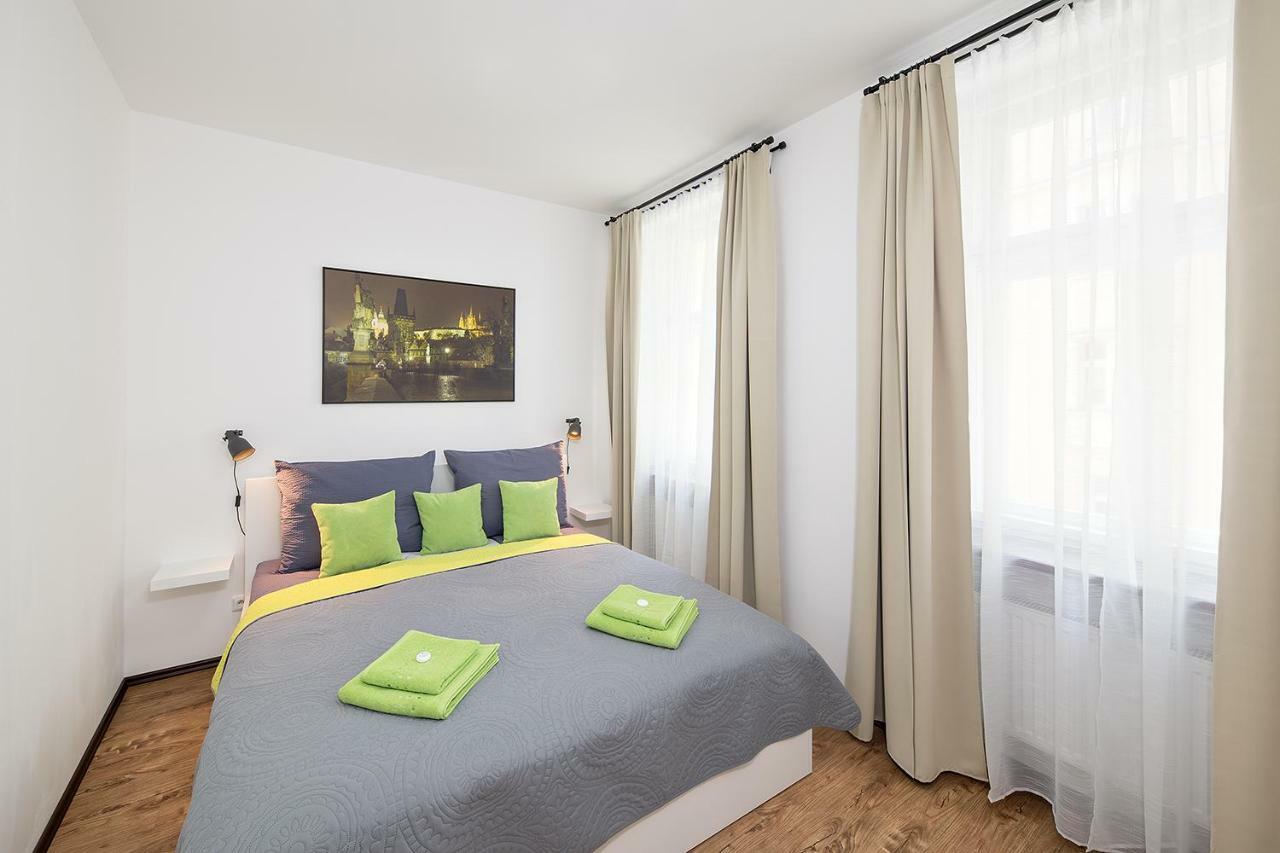 Apartment Near City Centre With Parking Place Praha Eksteriør bilde